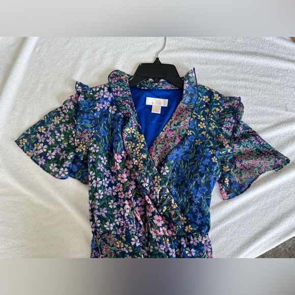 Rachel Parcell Floral Dress, Ruffled V neck, size 4 - Picture 6 of 8